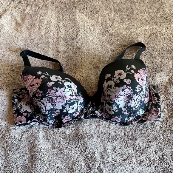 Torrid Curve Other - Torrid Curves Underwire Full Coverage Bra In Floral Skull Size 40D